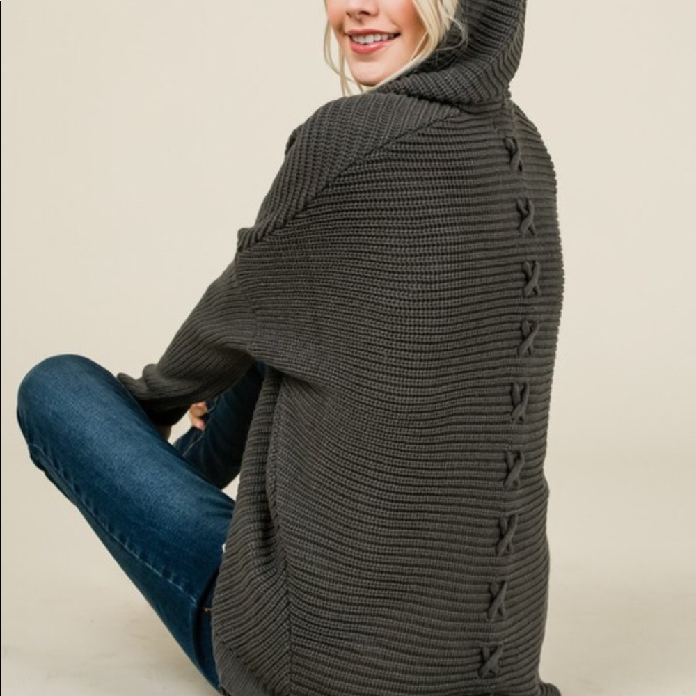 Coverstitched  Tie Back Cocoon Cardigan NWT